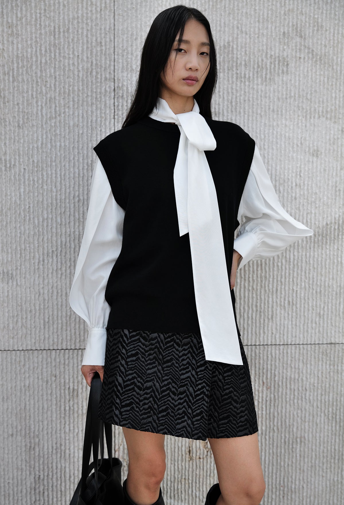 Merino Wool Wrap Knitted Vest In Black