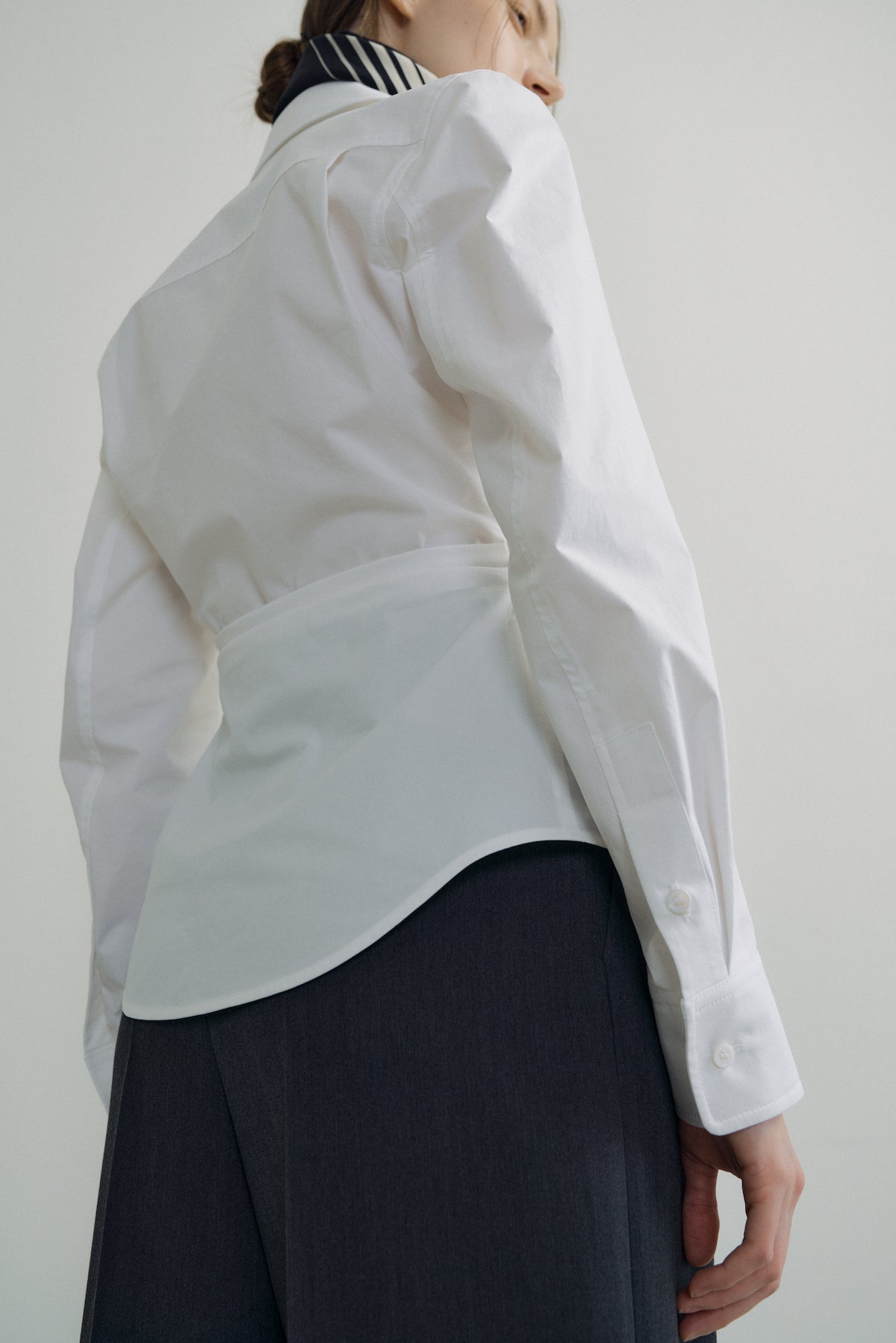 Hourglass Span Shirt In Ivory