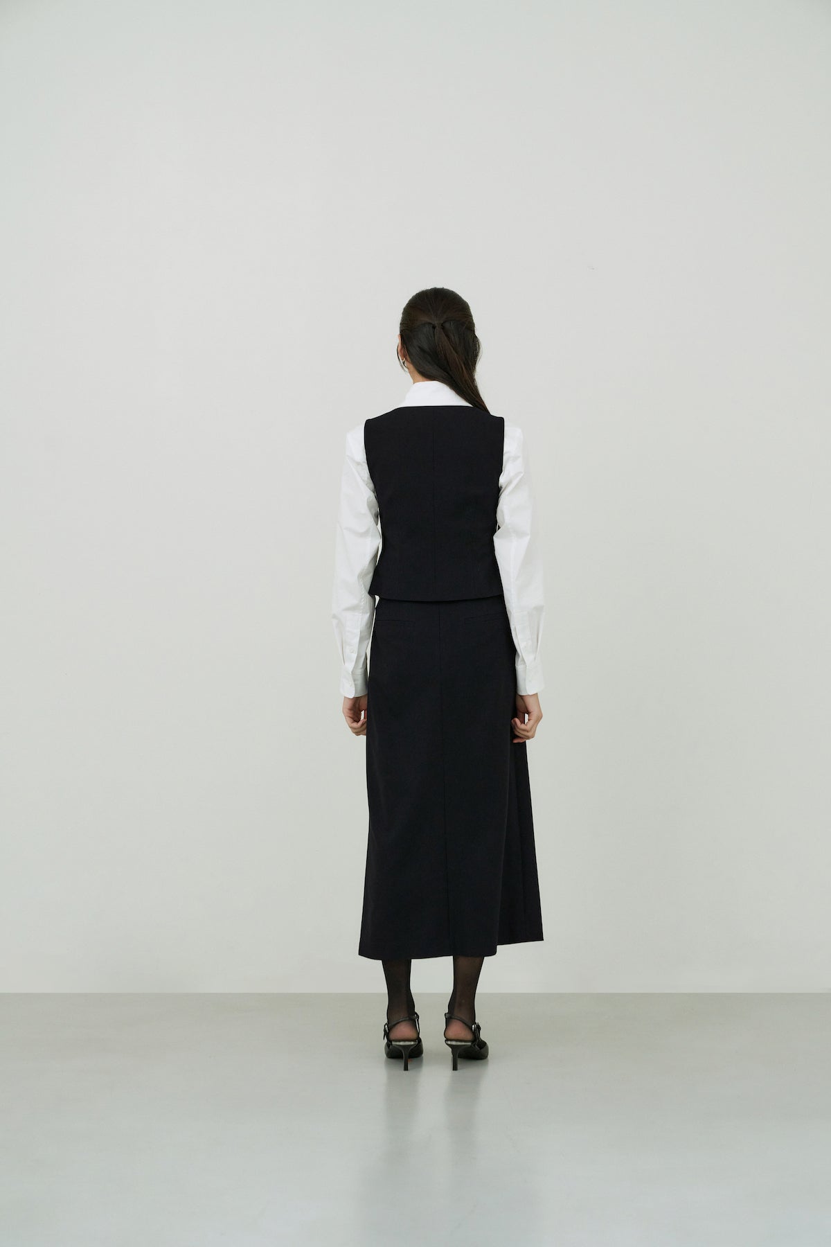 Long-wrap Slit Wool Skirt In Black