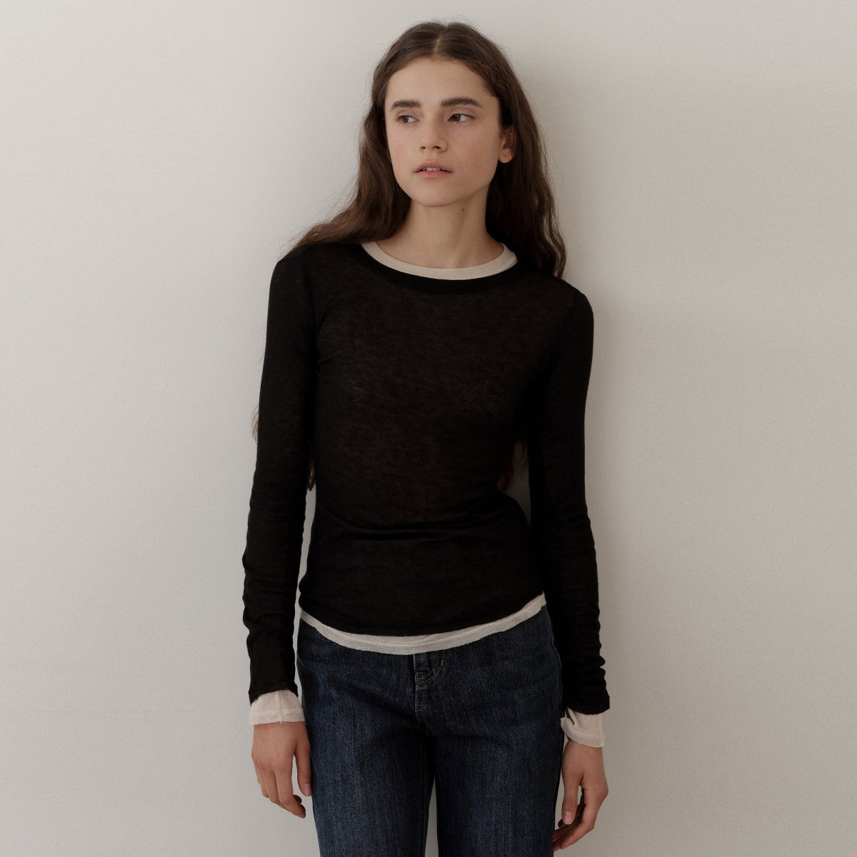 Wool Round T-shirt In Black