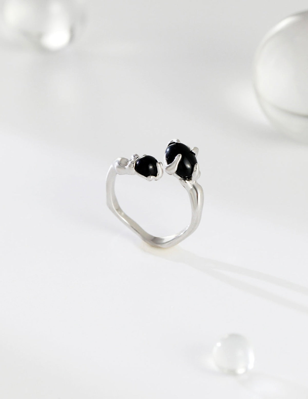 Black Agate Open-ended Ring In Silver