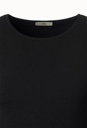 High-density Half-sleeve Knitted Top In Black