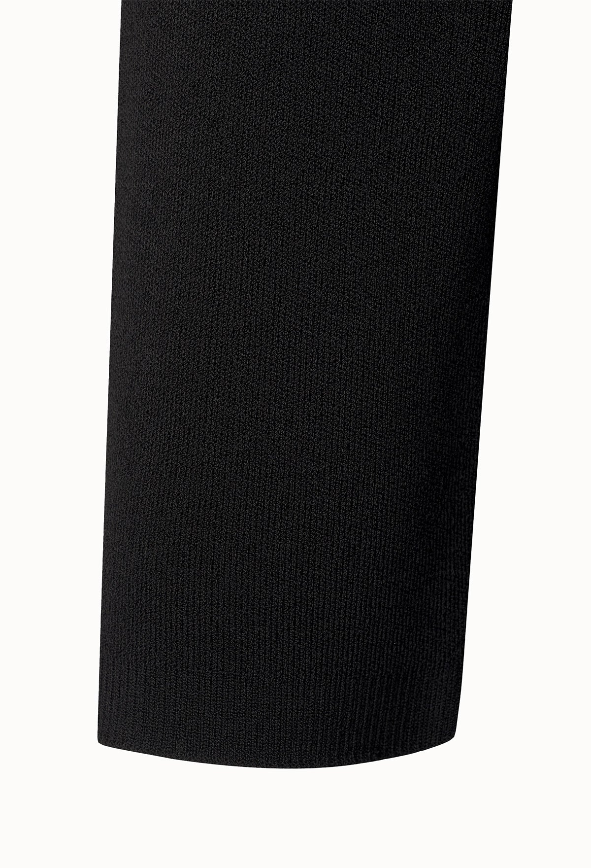 High-density Half-sleeve Knitted Top In Black