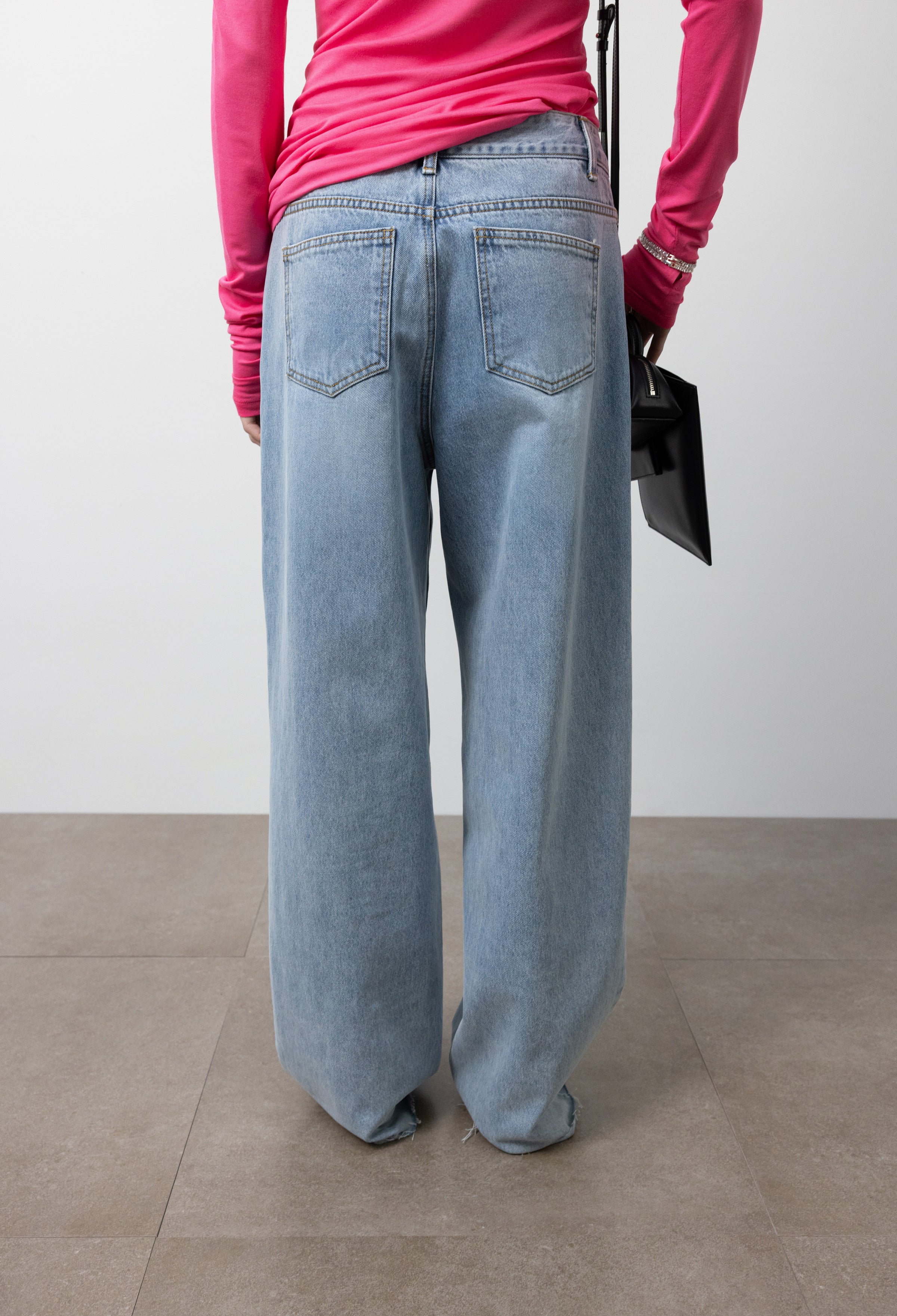 820 Wide-leg Denim Jeans In Blue