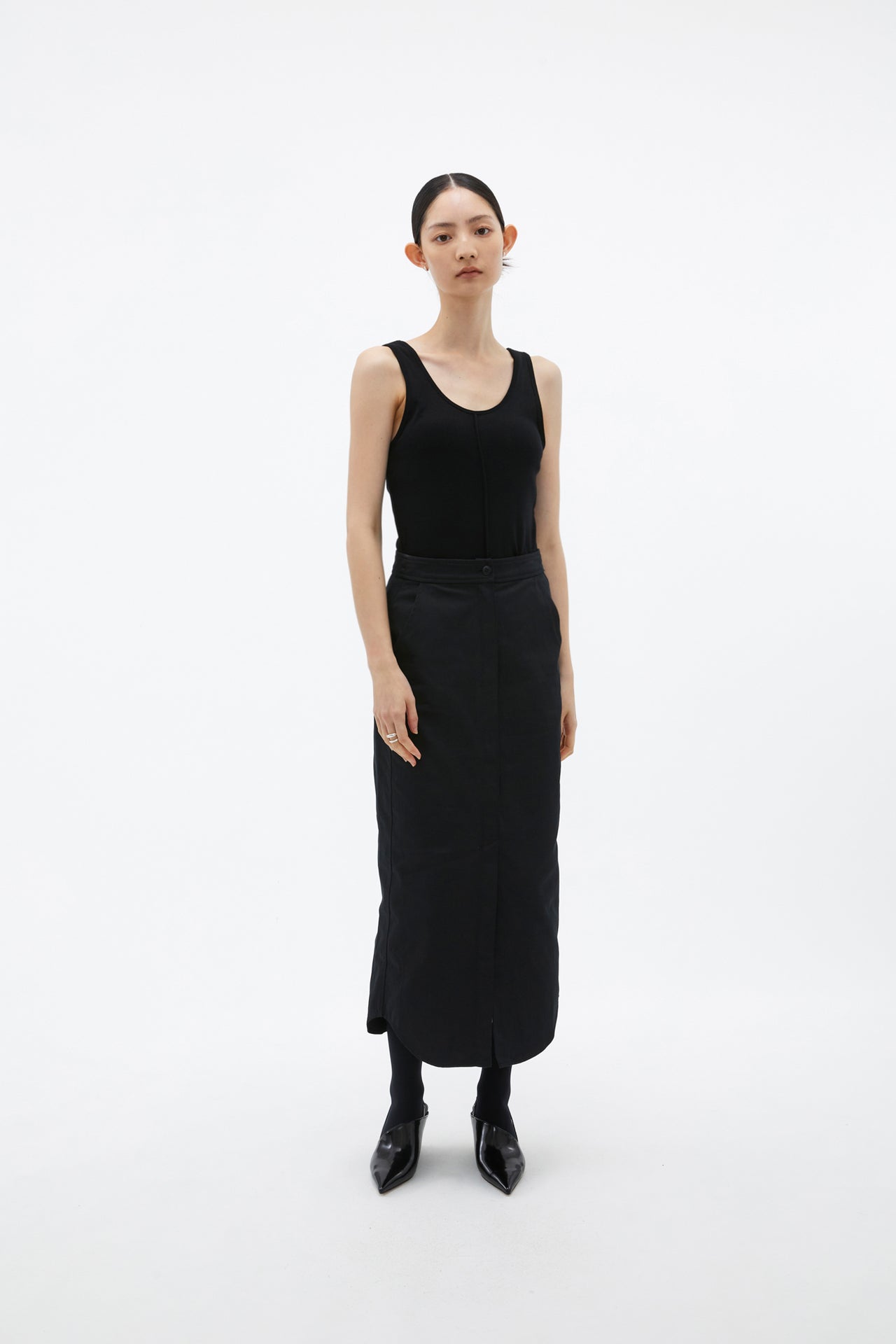 Front-Slit Casual Skirt In Black