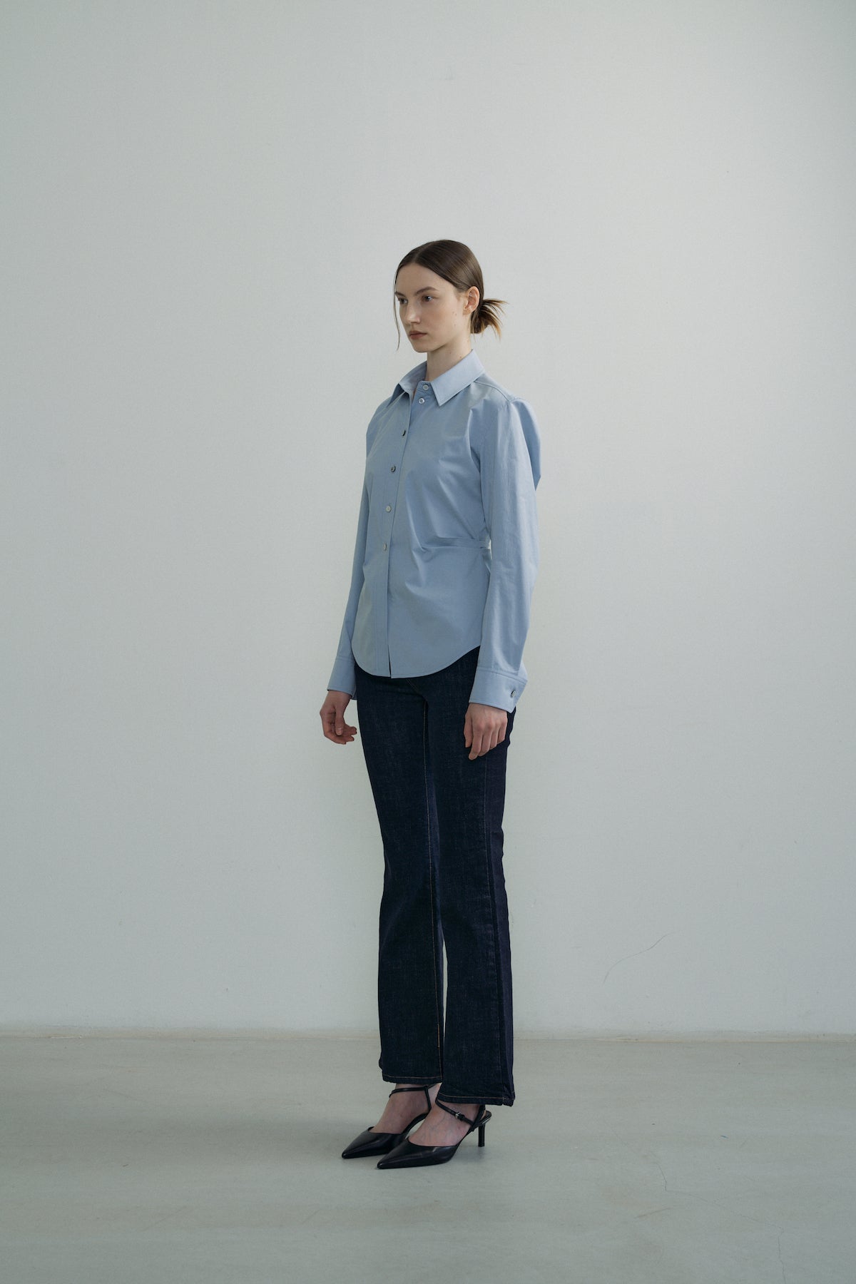 Hourglass Span Shirt In Sky Blue