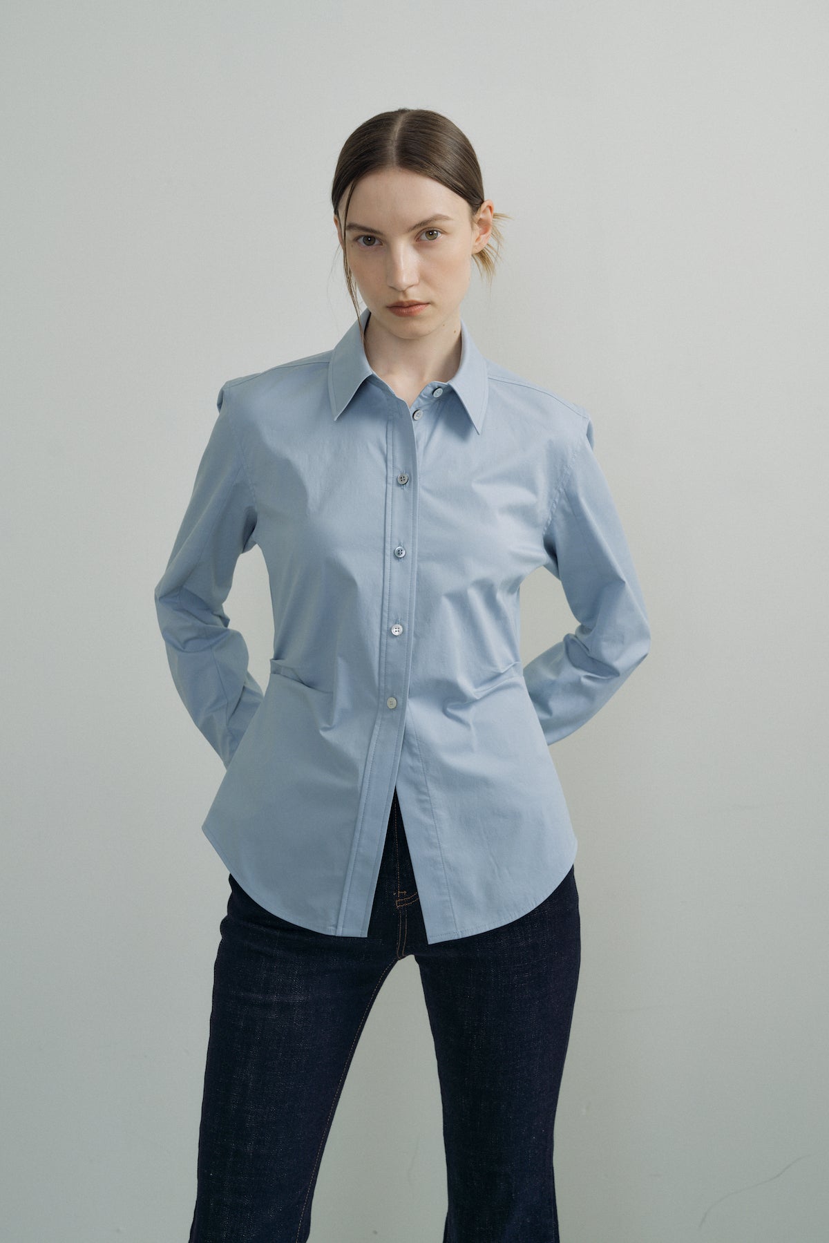 Hourglass Span Shirt In Sky Blue