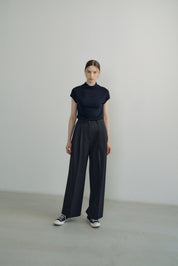 Low-rise Pintuck Pants In Charcoal