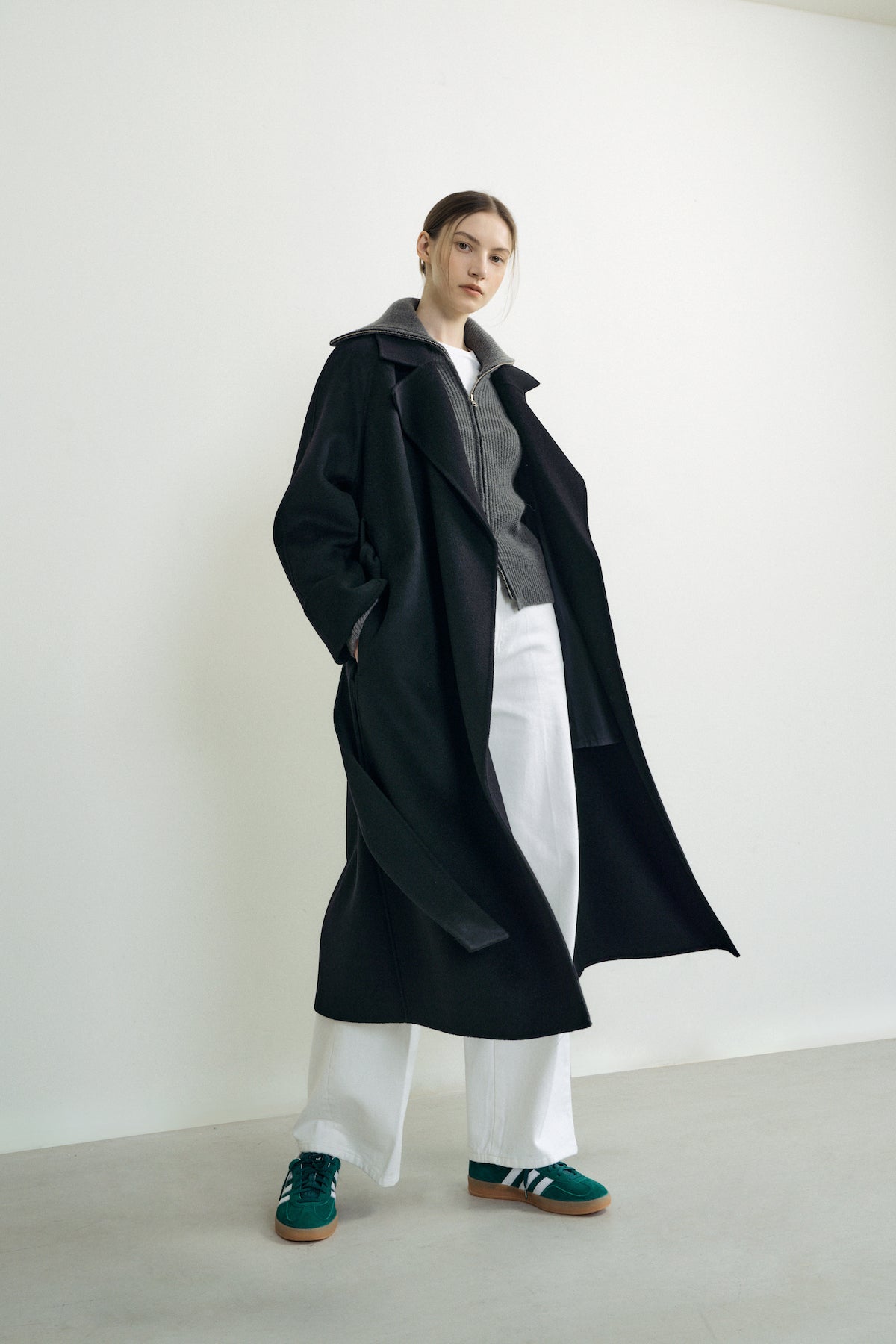Cashmere-blend Oversized Coat In Black