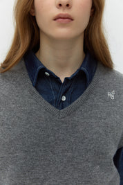 Symbol Logo Knit Vest In Charcoal