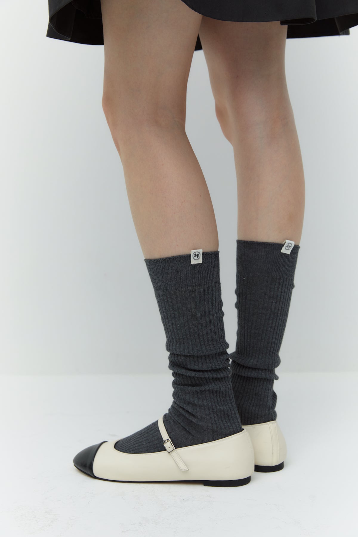 Cotton Rib Knee Socks In Charcoal