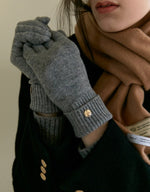 Wool Knit Gloves In Gray