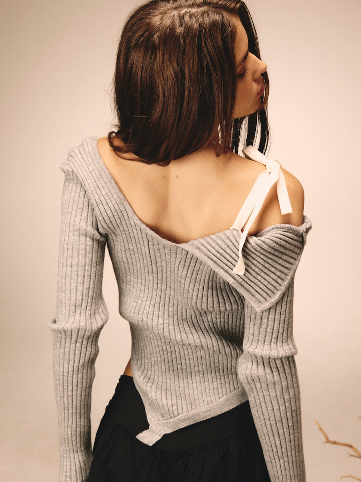 ISA Asymmetrical Knit Top In Gray - STORiES Hong Kong