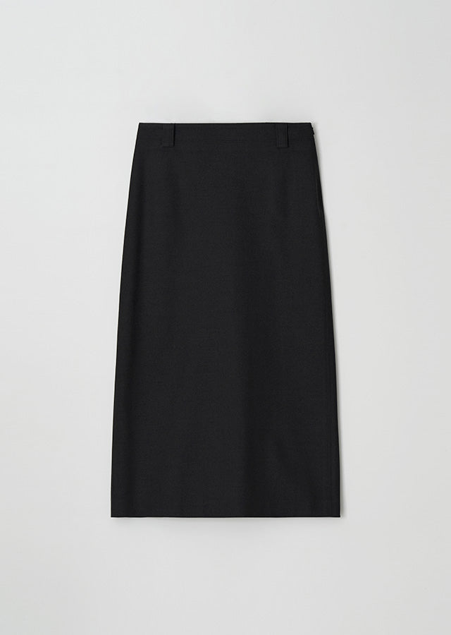 Standard H-line Long Skirt In Black