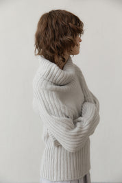 High Neck Bold Knit In Pale Gray