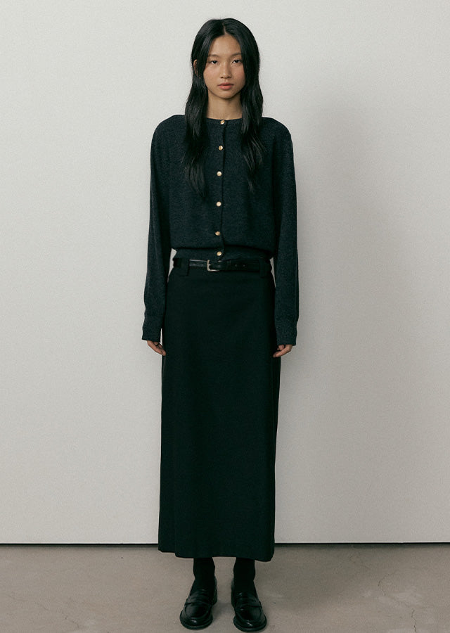 Standard H-line Long Skirt In Black