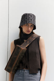 Curved Burket Hat In Charcoal