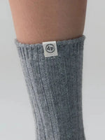 Cashmere Blended Ribbed Socks In Gray