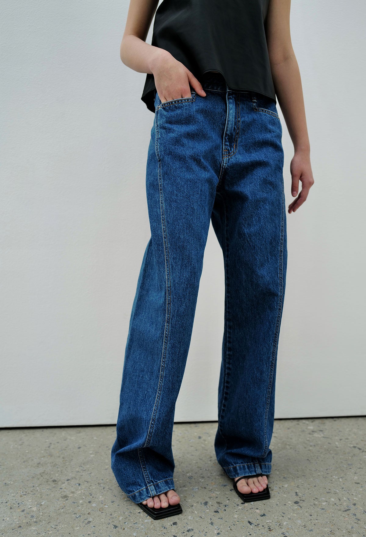 761 Low-rise Denim Jeans (Short)