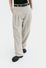 Anorak Pleated Trousers In Light Khaki
