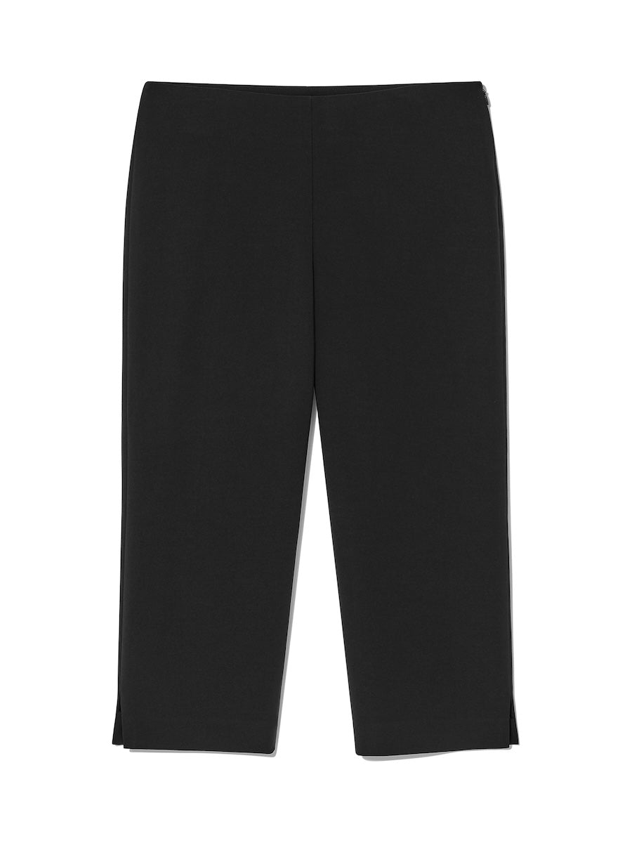 Sabrina Capri Pants In Black