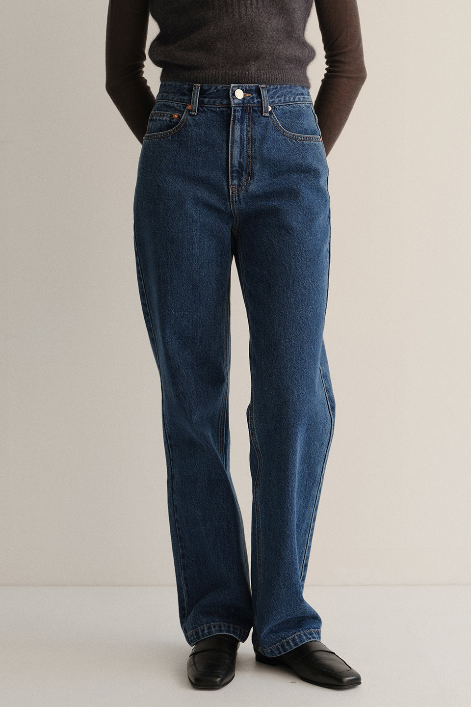 Relaxed Straight Jeans In Classic Blue