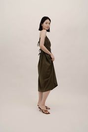 奧黛莉 (AUDREY) 橄欖色連身裙