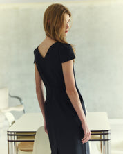 Refined Pocket Dress In Black