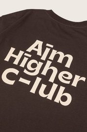 Aim High 棕色俱樂部標誌 T 卹