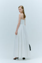 Sweetheart-neck Sleeveless Dress In White
