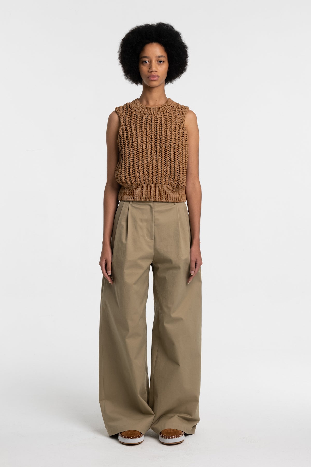 Cotton Two Tucked Wide Pants In Beige
