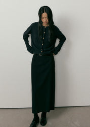 Standard H-line Long Skirt In Black