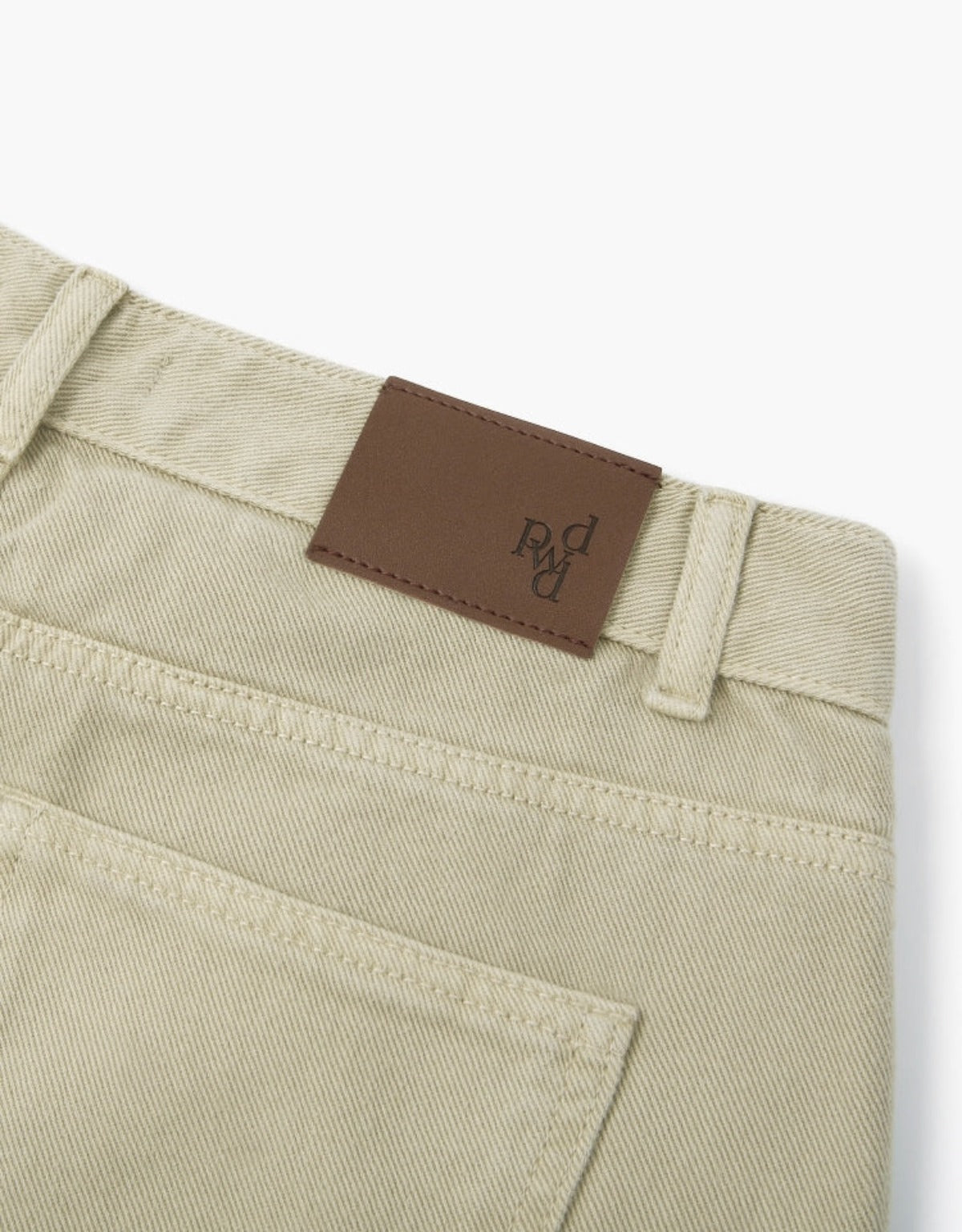 Color Dyeing Pants In Beige