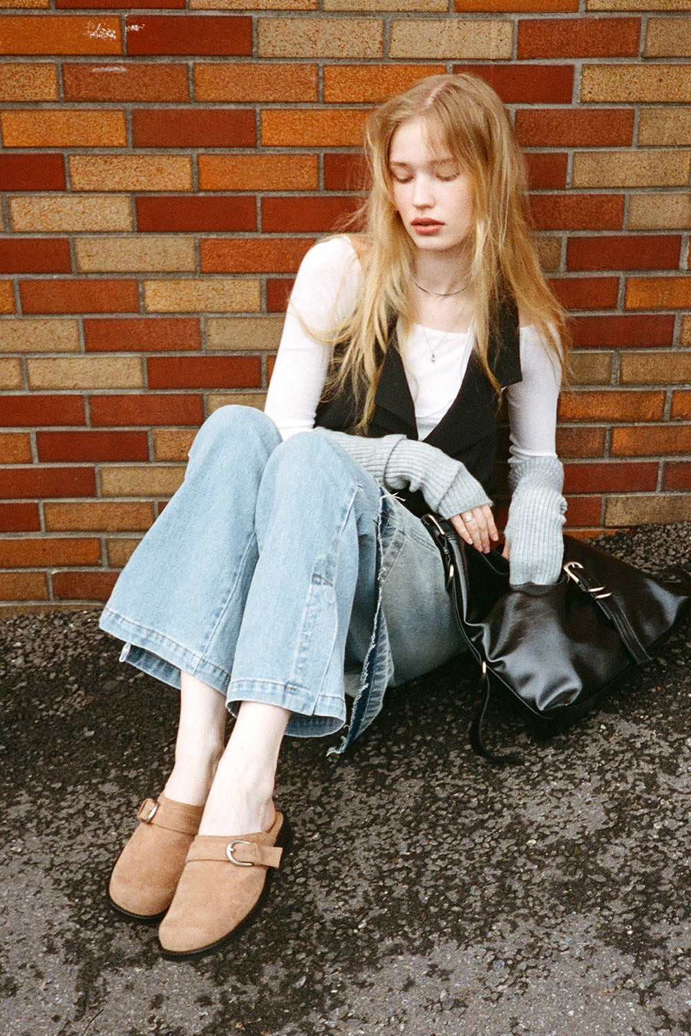 Slim Buckle Mules In Beige