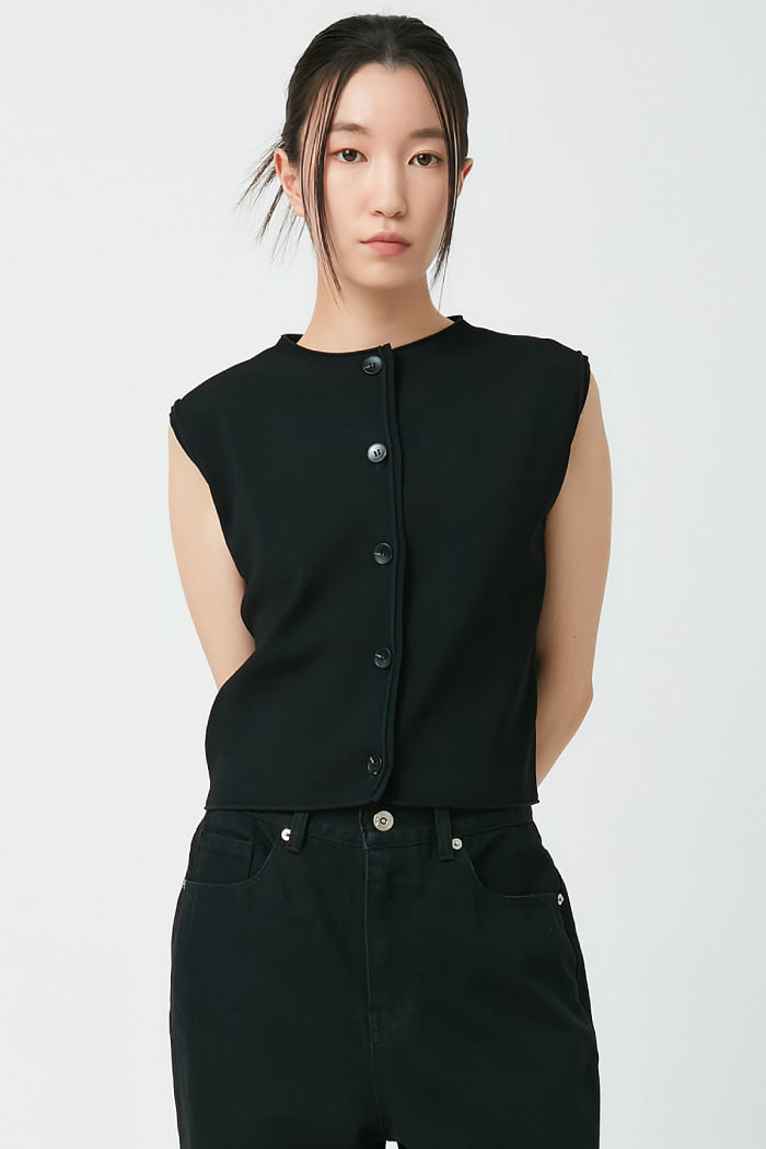 Button Sleeveless Top In Black