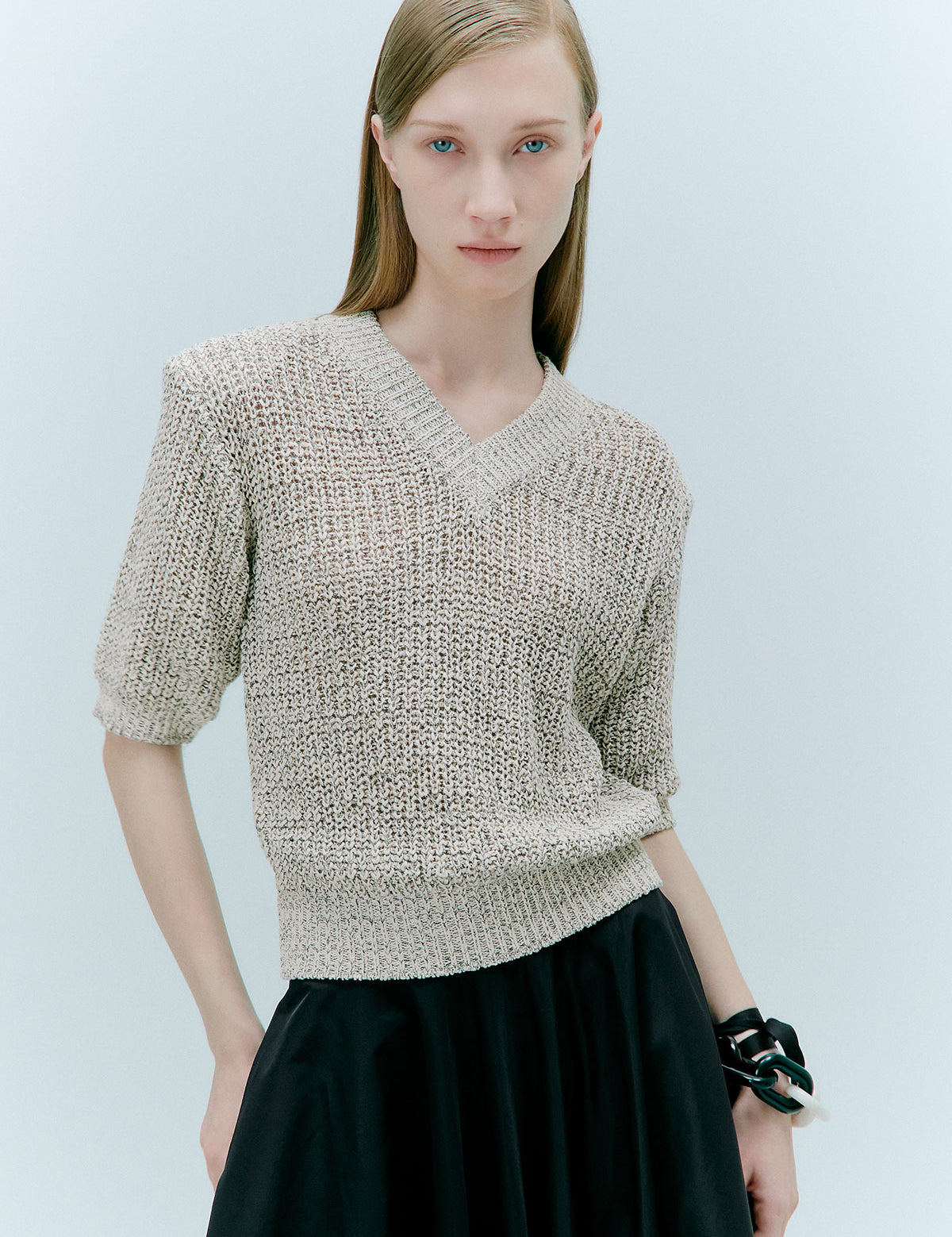 v-neck_waffle_knitted_top_lgy_01.jpg