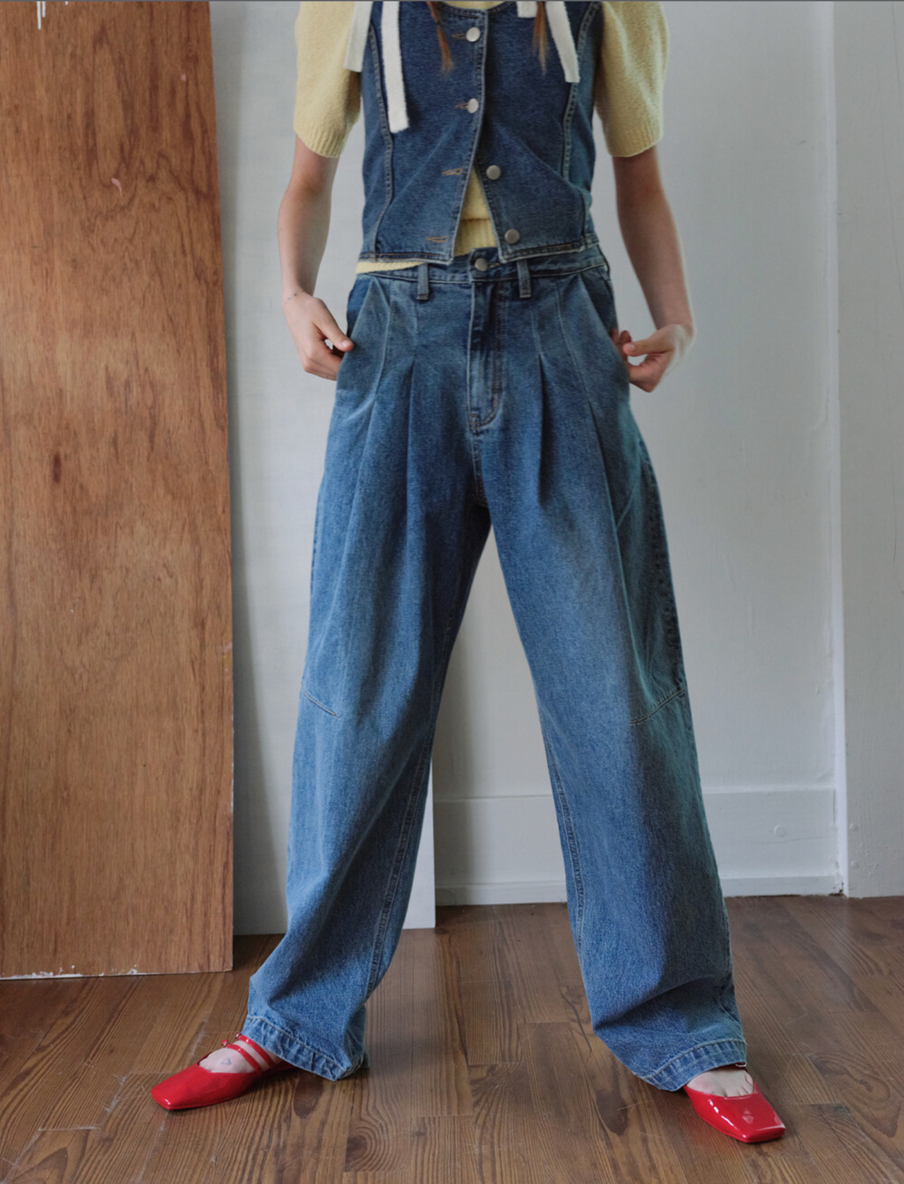 Two-Tuck Wide Jeans