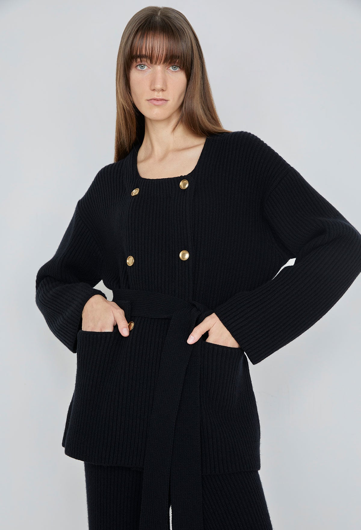 Bulky Double-breasted Knitted Jacket In Black
