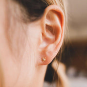 Teeny Tiny Hollow Daisy Cubic Zirconia Stud Earrings In Gold